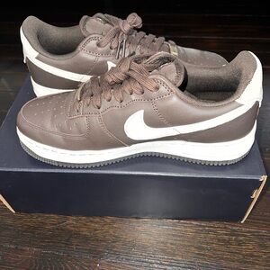 Nike Men's Brown and White Sneakers